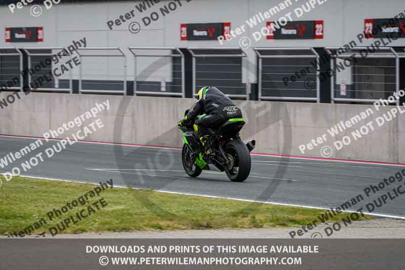 cadwell no limits trackday;cadwell park;cadwell park photographs;cadwell trackday photographs;enduro digital images;event digital images;eventdigitalimages;navarra;no limits trackdays;peter wileman photography;racing digital images;trackday digital images;trackday photos